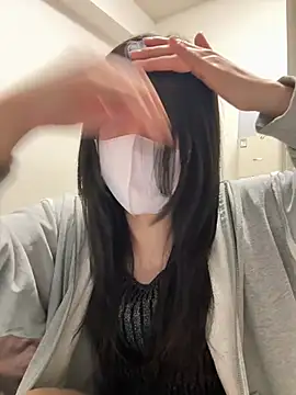 Snapshot of daiyo_kai_Gutara chatting on May 5, 1:08 pm daiyo kai Gutara online show from May 5, 1:08 pm