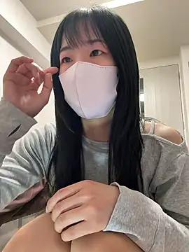 Snapshot of daiyo_kai_Gutara chatting on May 9, 11:04 am daiyo kai Gutara online show from May 9, 11:04 am