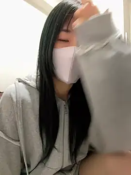 Snapshot of daiyo_kai_Gutara chatting on May 13, 1:08 pm daiyo kai Gutara online show from May 13, 1:08 pm