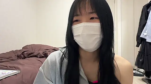 Snapshot of daiyo_kai_Gutara chatting on May 20, 2:12 pm daiyo kai Gutara online show from May 20, 2:12 pm