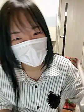 Snapshot of daiyo_kai_Gutara chatting on June 5, 2:12 pm daiyo kai Gutara online show from June 5, 2:12 pm