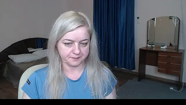 Snapshot of Mary_Mist chatting on March 17, 7:13 am Mary Mist online show from March 17, 7:13 am