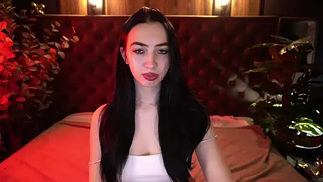 WildKittenX  online show from February 14, 6:43 am