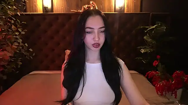 WildKittenX  online show from May 2, 6:18 am
