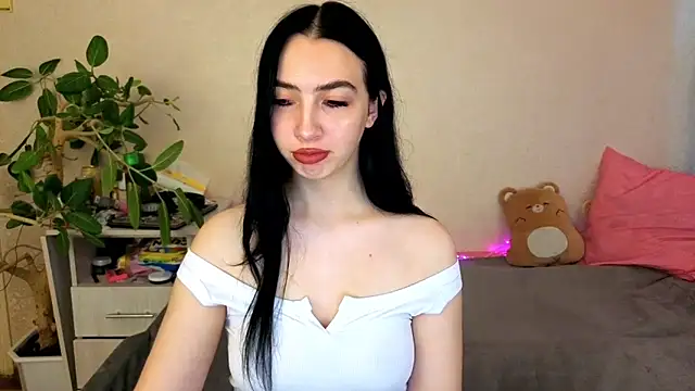 WildKittenX  online show from May 18, 5:24 am