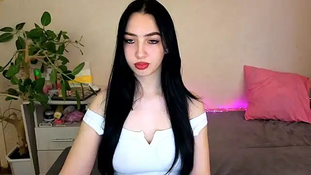 WildKittenX  online show from May 20, 5:13 am