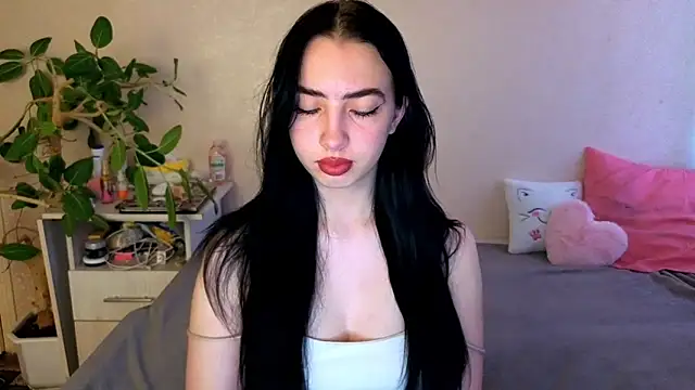 WildKittenX  online show from June 21, 3:53 am