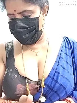 Snapshot of abinaya26 chatting on September 19, 6:19 pm abinaya26 online show from September 19, 6:19 pm