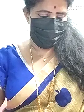 Snapshot of abinaya26 chatting on September 26, 7:07 pm abinaya26 online show from September 26, 7:07 pm