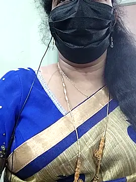 Snapshot of abinaya26 chatting on September 27, 7:13 am abinaya26 online show from September 27, 7:13 am