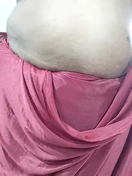 Snapshot of abinaya26 chatting on October 1, 6:52 am abinaya26 online show from October 1, 6:52 am