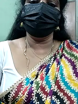 Snapshot of abinaya26 chatting on October 6, 6:05 pm abinaya26 online show from October 6, 6:05 pm