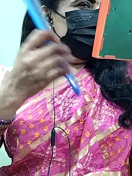 Snapshot of abinaya26 chatting on October 24, 6:43 am abinaya26 online show from October 24, 6:43 am