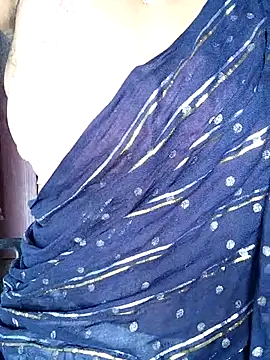 Snapshot of abinaya26 chatting on October 25, 7:27 am abinaya26 online show from October 25, 7:27 am