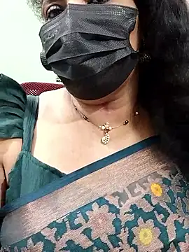 Snapshot of abinaya26 chatting on October 28, 3:04 pm abinaya26 online show from October 28, 3:04 pm