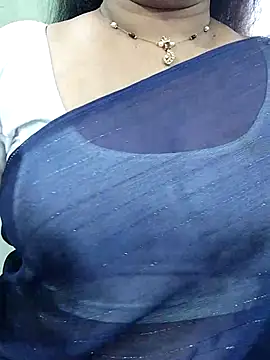 Snapshot of abinaya26 chatting on October 29, 5:42 am abinaya26 online show from October 29, 5:42 am