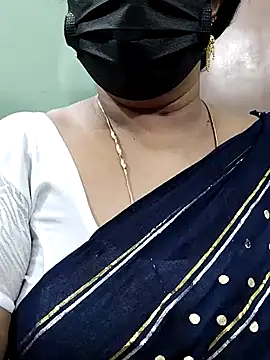 Snapshot of abinaya26 chatting on November 1, 10:12 pm abinaya26 online show from November 1, 10:12 pm