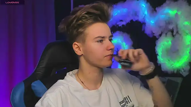 Jean Wilsons online show from November 25, 11:21 am