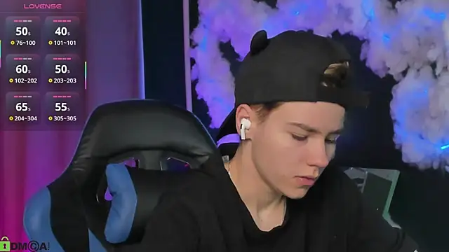 Jean Wilsons online show from December 16, 11:37 am