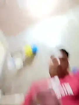 crisssalazar online show from January 13, 1:44 am