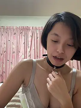 Snapshot of ladypaggy chatting on February 11, 5:29 pm ladypaggy online show from February 11, 5:29 pm