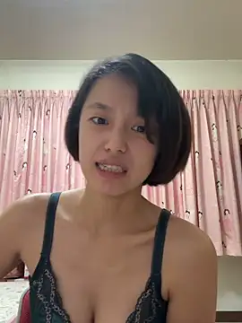 Snapshot of ladypaggy chatting on February 14, 5:43 pm ladypaggy online show from February 14, 5:43 pm