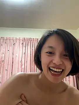 Snapshot of ladypaggy chatting on March 1, 6:21 pm ladypaggy online show from March 1, 6:21 pm