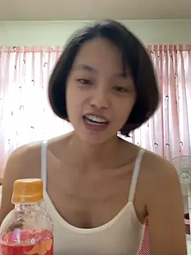 Snapshot of ladypaggy chatting on March 6, 5:59 am ladypaggy online show from March 6, 5:59 am