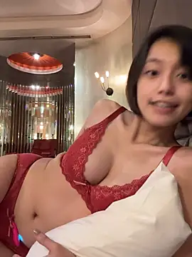 Snapshot of ladypaggy chatting on March 21, 6:18 am ladypaggy online show from March 21, 6:18 am