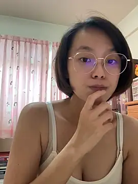 Snapshot of ladypaggy chatting on March 23, 6:06 am ladypaggy online show from March 23, 6:06 am