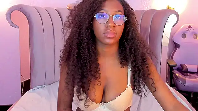 Qeen blackk online show from February 28, 6:52 pm