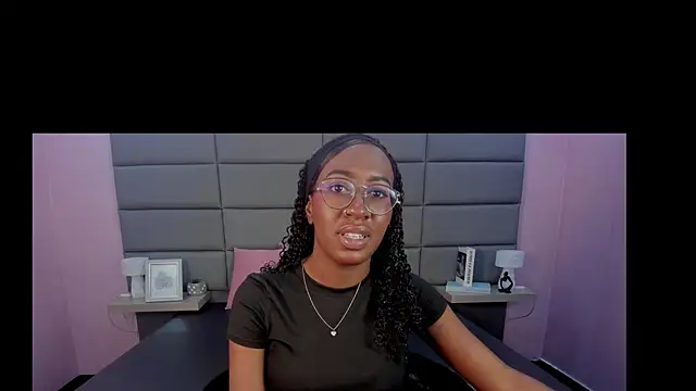 Qeen blackk online show from October 28, 7:27 pm