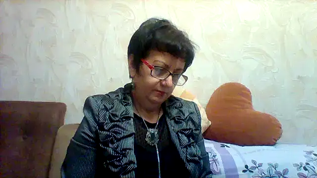 Lota5821 online show from March 4, 7:01 pm