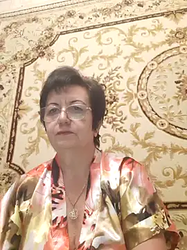 Snapshot of Lota5821 chatting on April 18, 4:16 am Lota5821 online show from April 18, 4:16 am