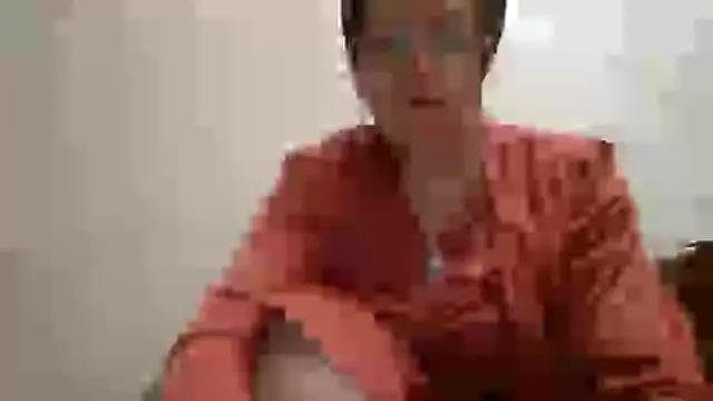 Snapshot of Lota5821 chatting on May 4, 6:15 pm Lota5821 online show from May 4, 6:15 pm