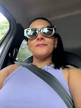 Snapshot of Sara_Charmy chatting on November 2, 9:17 pm Sara Charmy online show from November 2, 9:17 pm