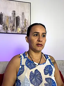 Snapshot of Sara_Charmy chatting on November 5, 11:32 am Sara Charmy online show from November 5, 11:32 am