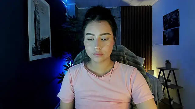 Snapshot of i_sabella_25 chatting on March 20, 7:35 am i sabella 25 online show from March 20, 7:35 am