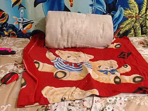 ChocolateClit online show from October 8, 4:37 pm