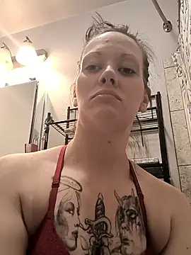 Snapshot of Ariya_Sinz_XoXo chatting on April 7, 6:08 pm Ariya Sinz XoXo online show from April 7, 6:08 pm