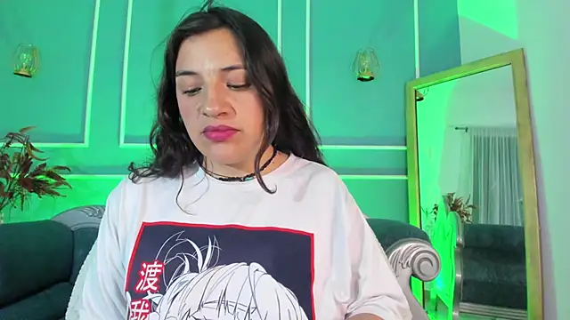 TaraTaylorr online show from October 25, 2:19 am