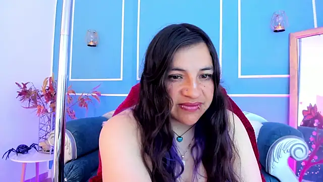 TaraTaylorr online show from May 25, 3:56 am