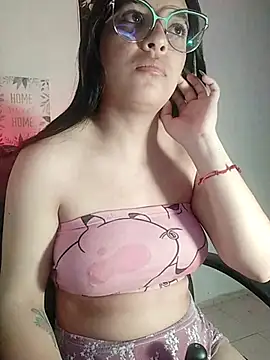 Snapshot of MiaStarts chatting on March 23, 9:10 am MiaStarts online show from March 23, 9:10 am