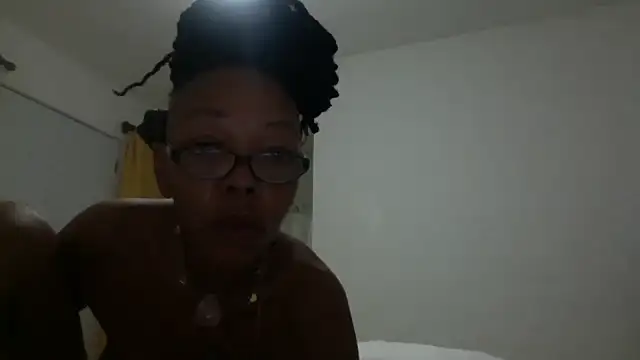 Ladyzee25 online show from September 24, 5:44 am