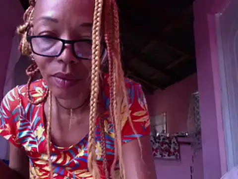 Ladyzee25 online show from June 4, 11:00 pm