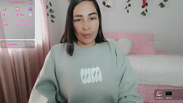 Snapshot of luna_lgomez_ chatting on October 31, 2:07 pm luna lgomez online show from October 31, 2:07 pm