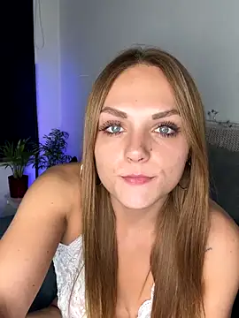 OCTAPUSSY2000 online show from November 4, 8:52 pm