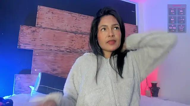 Fernanda liie  online show from May 26, 12:23 pm