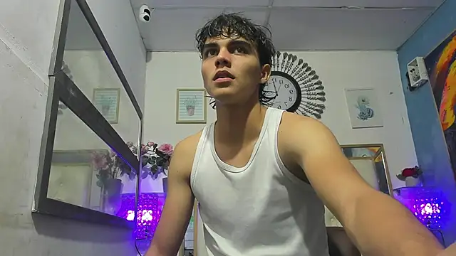 heiker  online show from March 18, 2:04 am