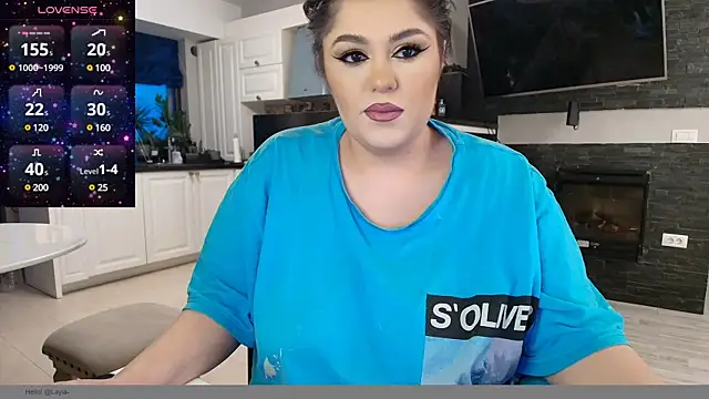 Layla- online show from December 3, 2:16 pm